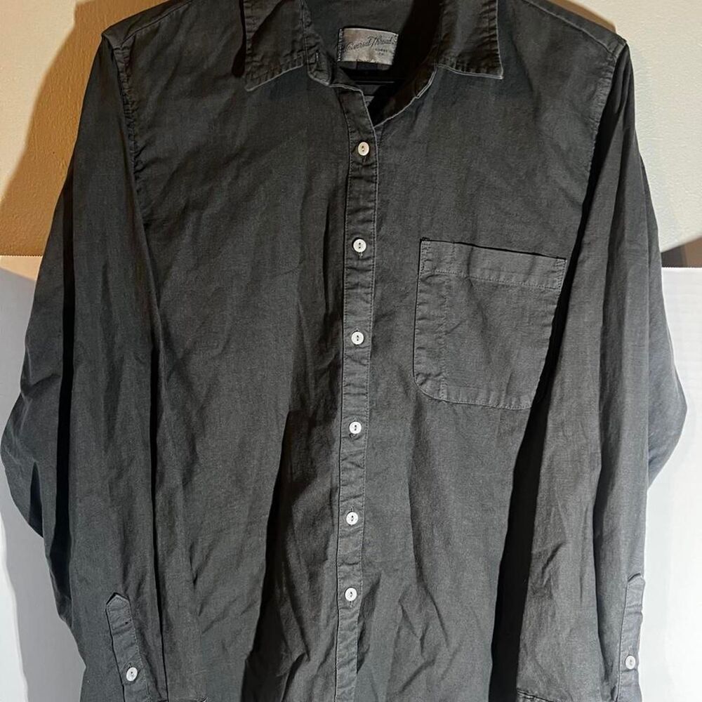 Universal Thread Womens Medium Charcoal Grey Long Sleeve Oxford Button Down Top